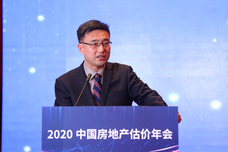 蔣云峰研究賦能 房地產開發企業咨詢顧問服務的創新路徑